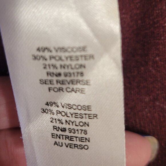 T Tahari Peplum Pullover Sweater in Burgundy - Picture 5 of 6